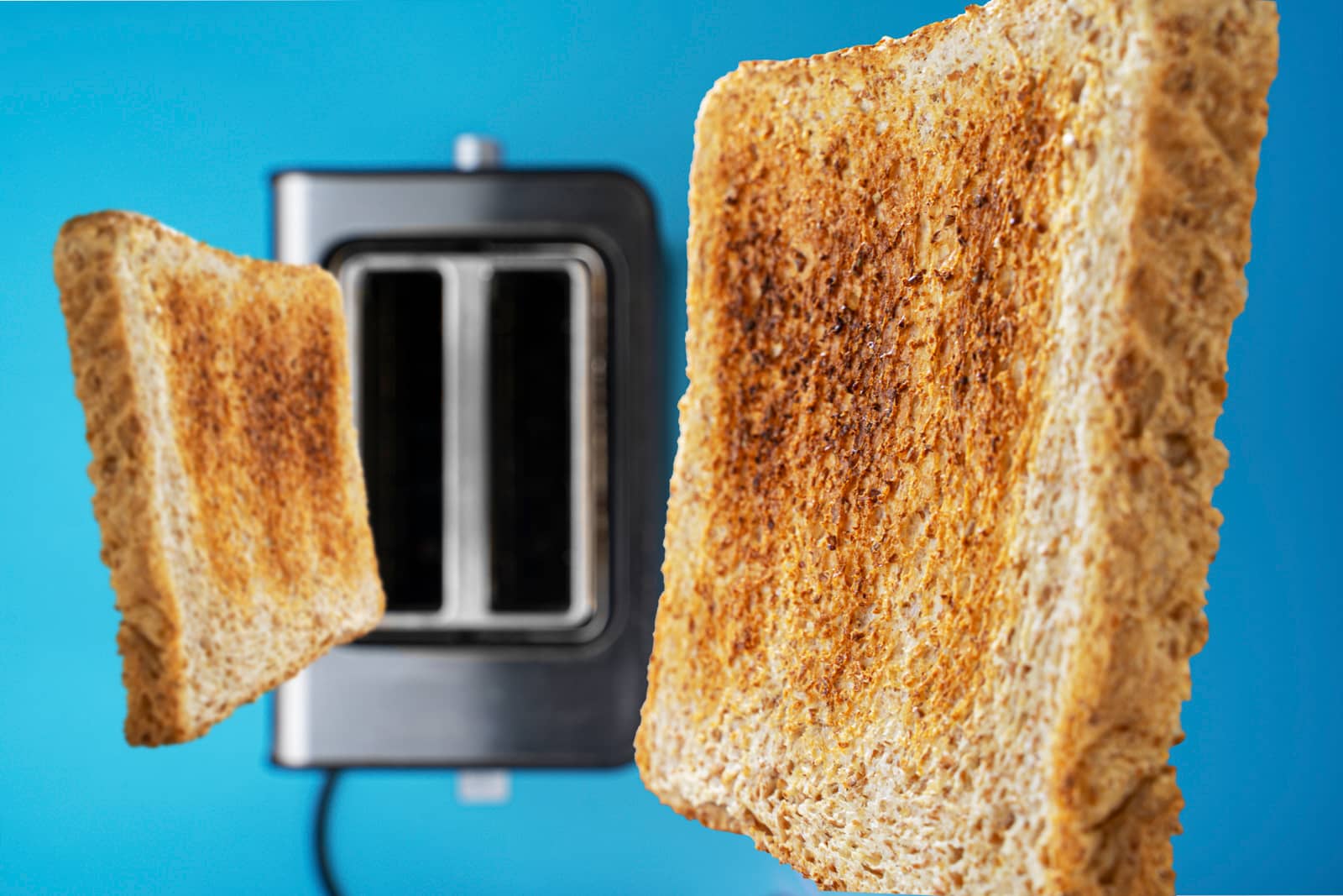 Toast flying food Produktfotografie